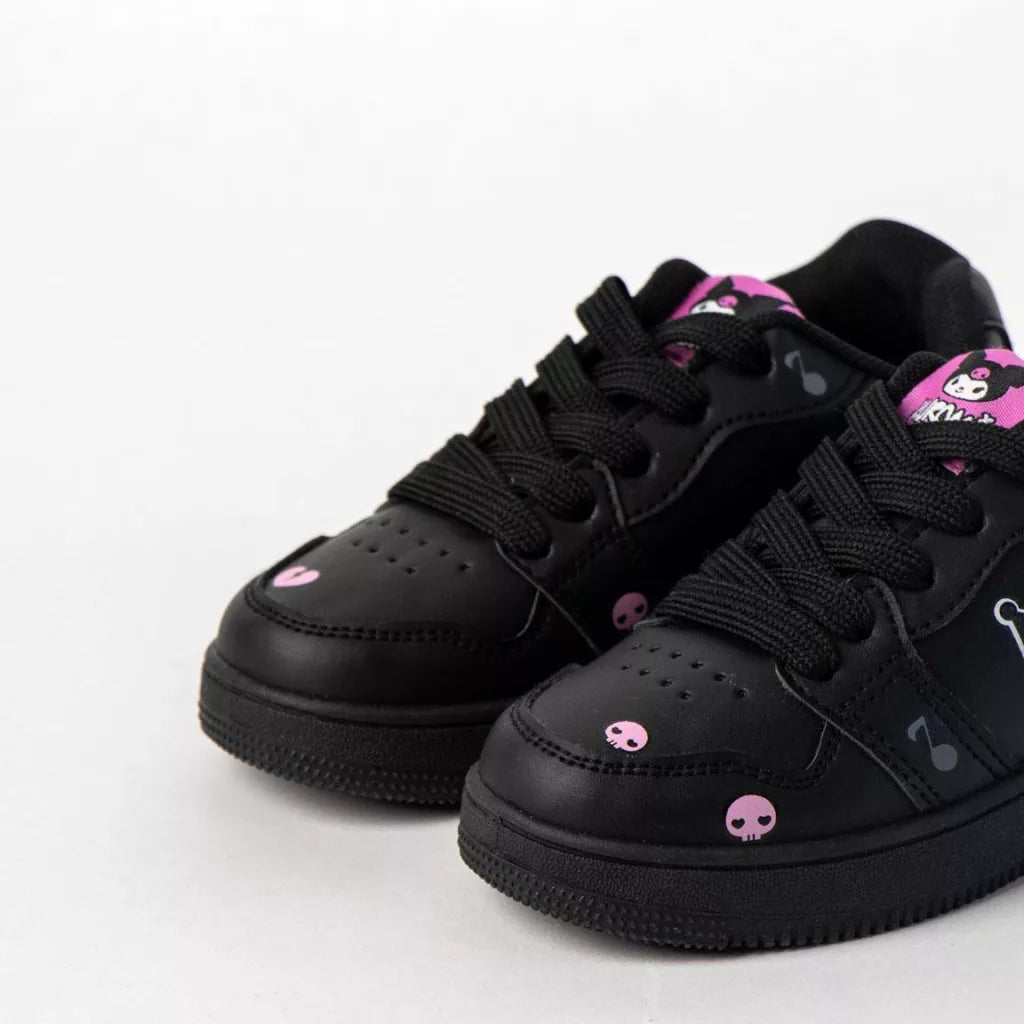 Sneakers Kuromi fete, negri cu detalii roz – imagine 4
